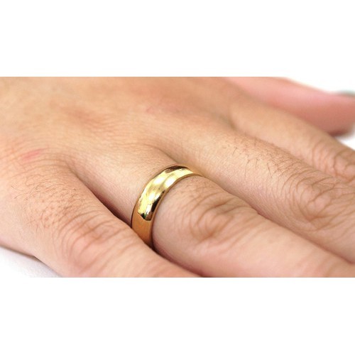 Anel Aliança Casamento dourada tradicional 4mm Fina