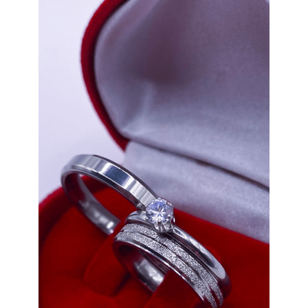 Par de Aliança de Namoro Casamento Brilhante Prata Diamantada e Chanfrada + Anel Solitário fina sem Caixinha em Oferta na Shopee
