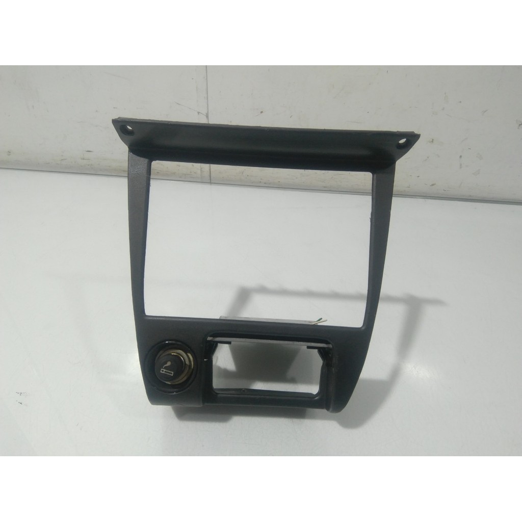 Acabamento Moldura Central Cinzeiro Corolla Wagon 1995