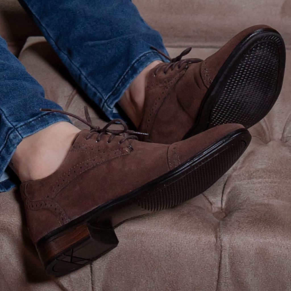 Sapato Social Masculino Oxford em Camurça Versátil e Confortável Festa Casamento Igreja