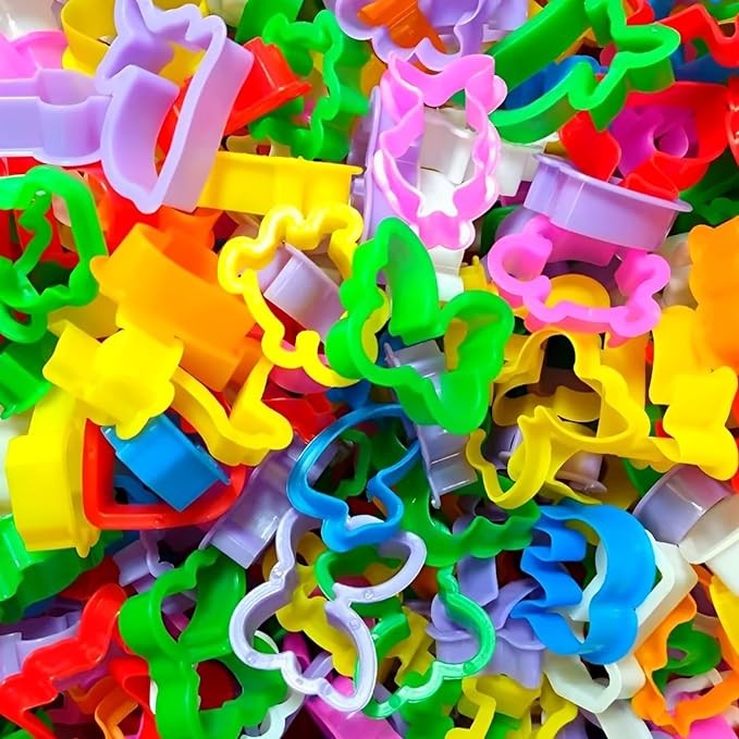 100 Cortadores / Forminhas / Moldes de Massinha - Festas e Lembrancinhas