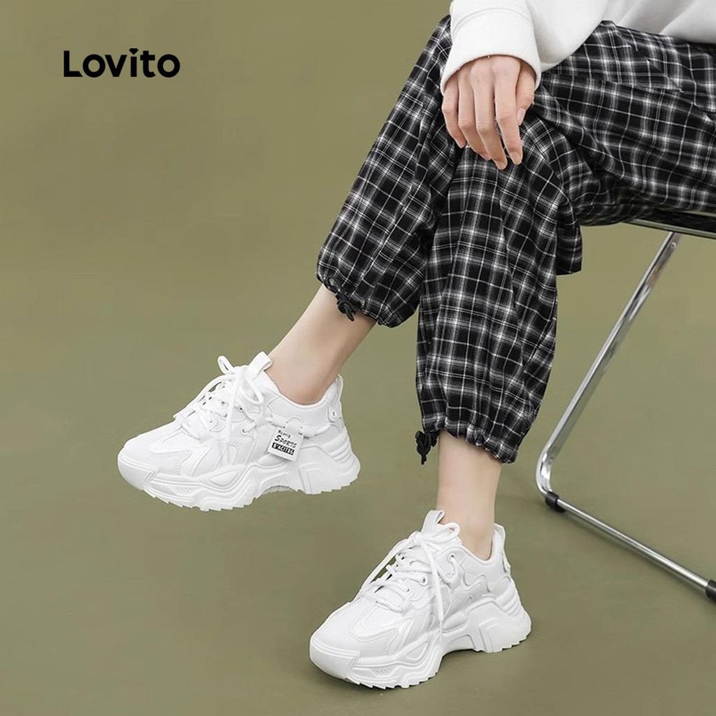 Detalhes do (Trendy) Lovito Malha respirável esportiva aumenta a altura versão coreana tênis corrida versátil para mulheres LFA75064
