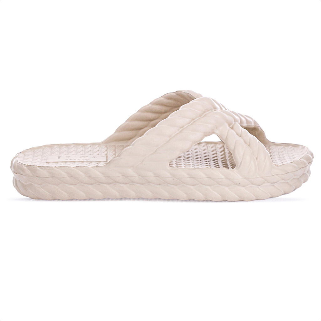 Chinelo Brizza Arezzo EVA Trançado Off White - Feminino em Oferta na Shopee