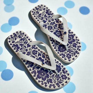 Chinelo Feminino Azul e Branco Confortável para Primavera/Verão
