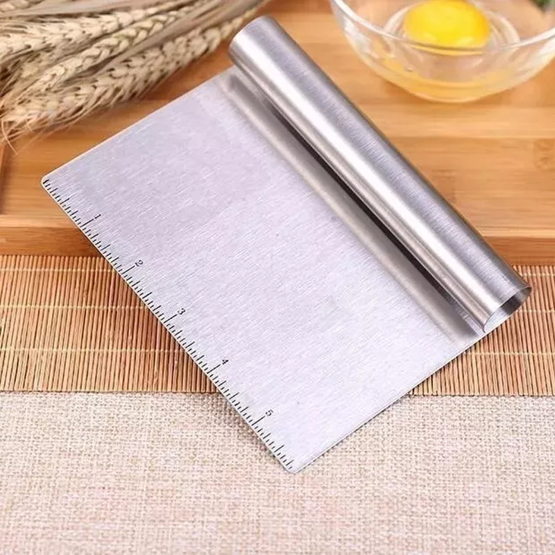 Espátula De Padeiro Corta Massas Pães Legumes Verduras Lamina Com Régua 15cm Em Aço Inox