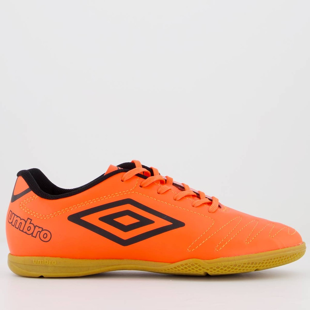 Chuteira Umbro Class Futsal Coral em Oferta na Shopee