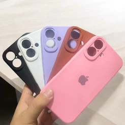 Capa Capinha Para IPhone 16 / 16Pro / 16ProMax / 16Plus Silicone Aveludada C/ Proteção na Câmera Fechada Case Quadrada