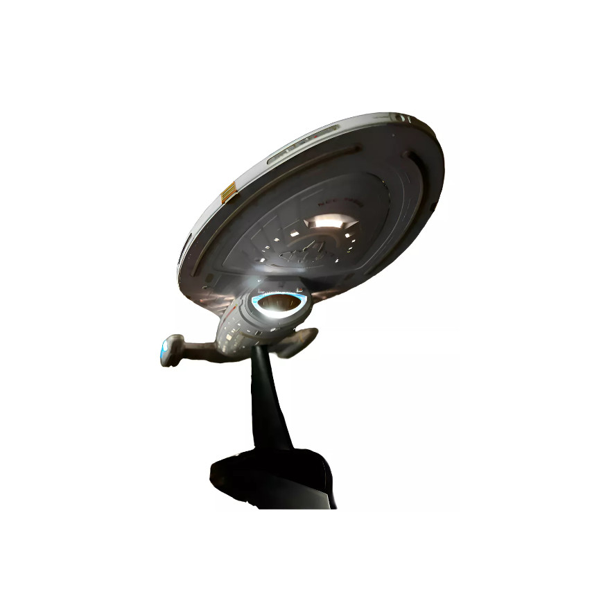 Nave Star Trek Nave U.s.s Voyager Ncc-74656 1:850 C/ Luz Bandai Importado - 0131434