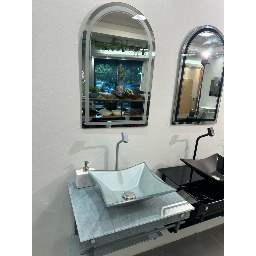Kit Gabinete Linha Luxo Espelho Capela Miami S/ Led