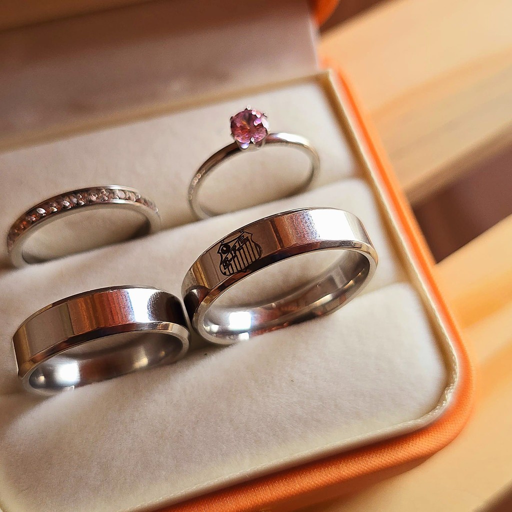 par de aliança casamento 6mm time Santos  banhada a prata 925 + Gravação + Aneis (COD-79)