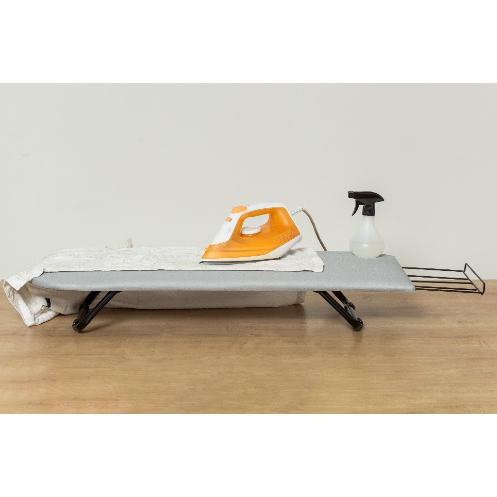 Mesa Tabua de Passar Roupa Portátil Pé Dobrável Cama Mesa Porta Ferro