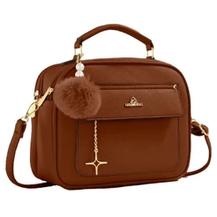 Bolsa Feminina Transversal Tamanho Média Promoção Preta Baú Espaçosa Com Chaveiro Pompom