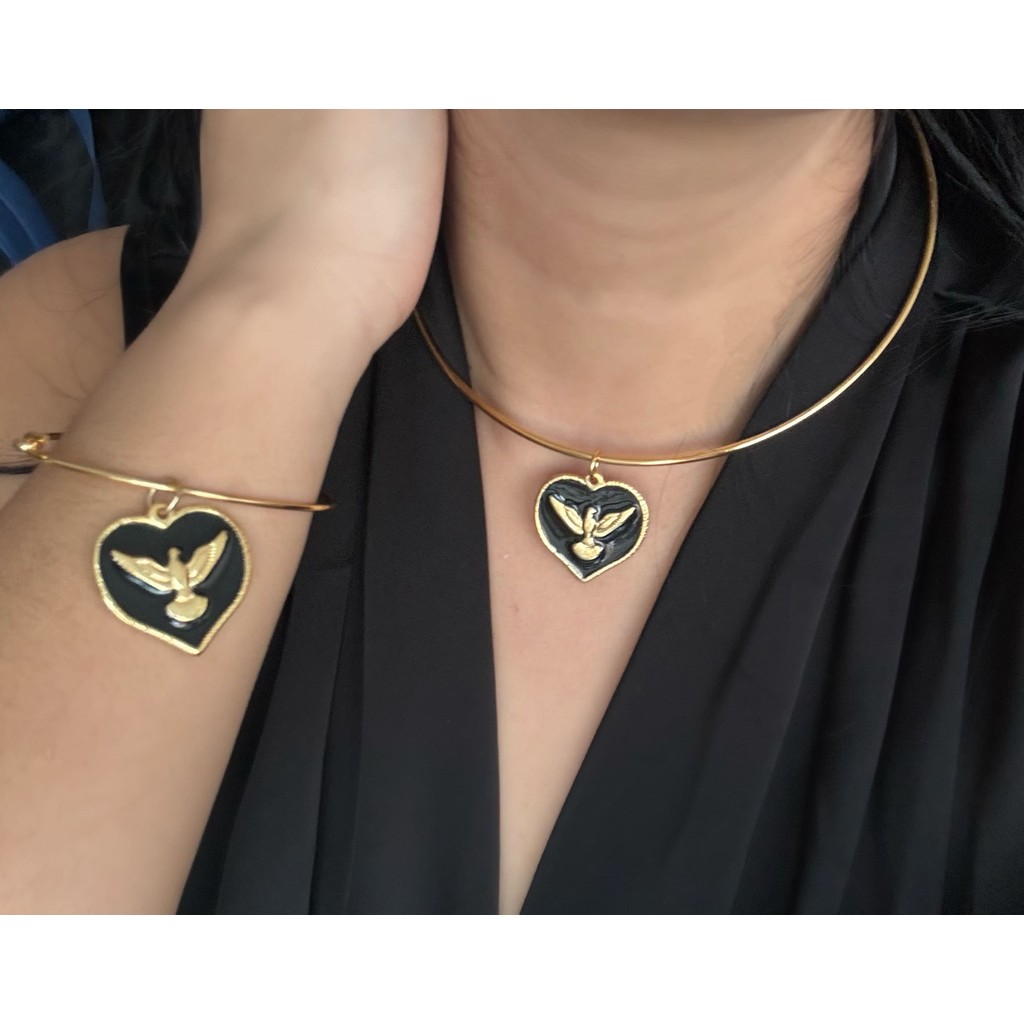 Kit conjunto colar aro fixo e pulseira pingente de coração Espírito Santo resina folheado a ouro 18k colar religioso