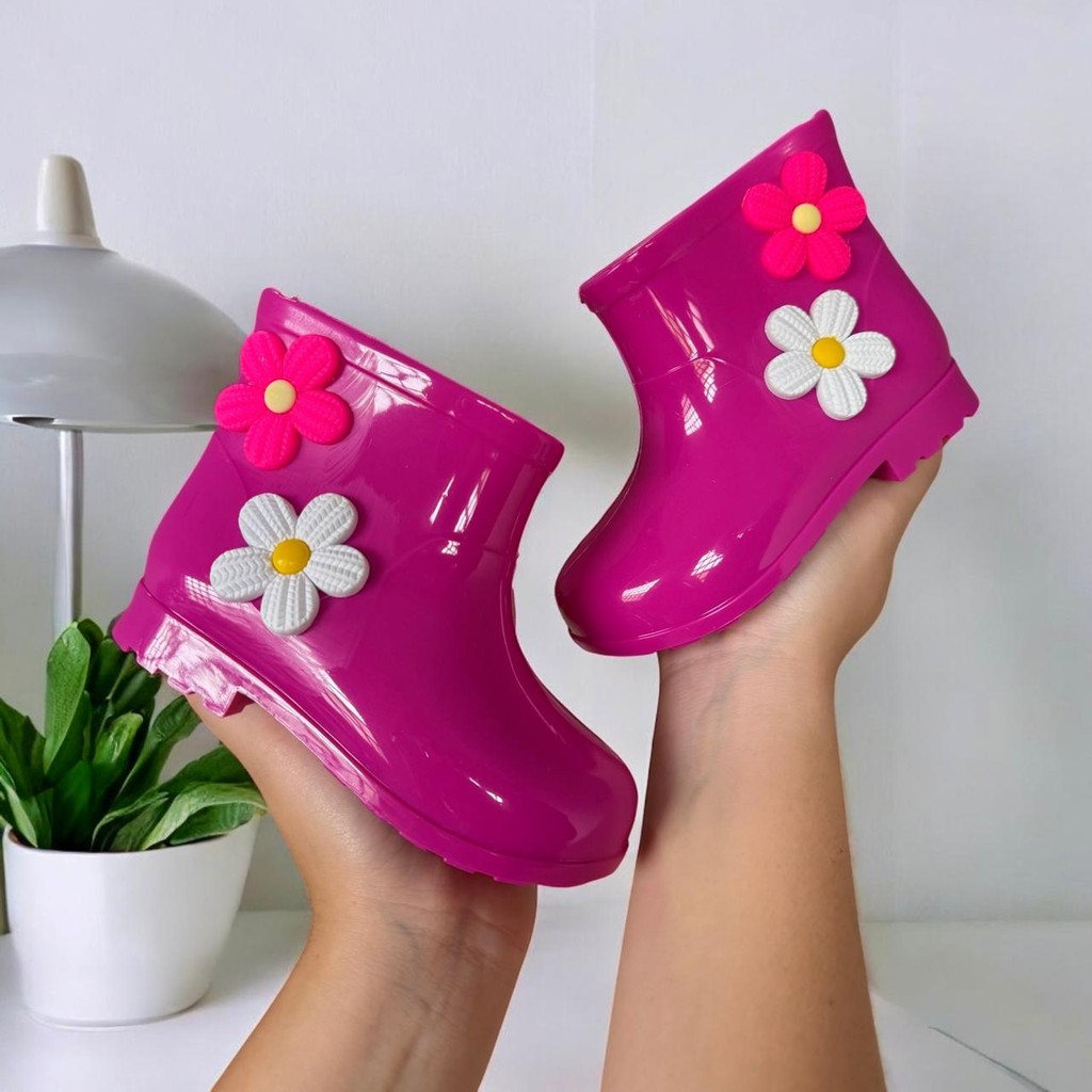 Galocha infantil Kids Feminina Botinha De Chuva  Com Flores Meninas Leve e Confortável