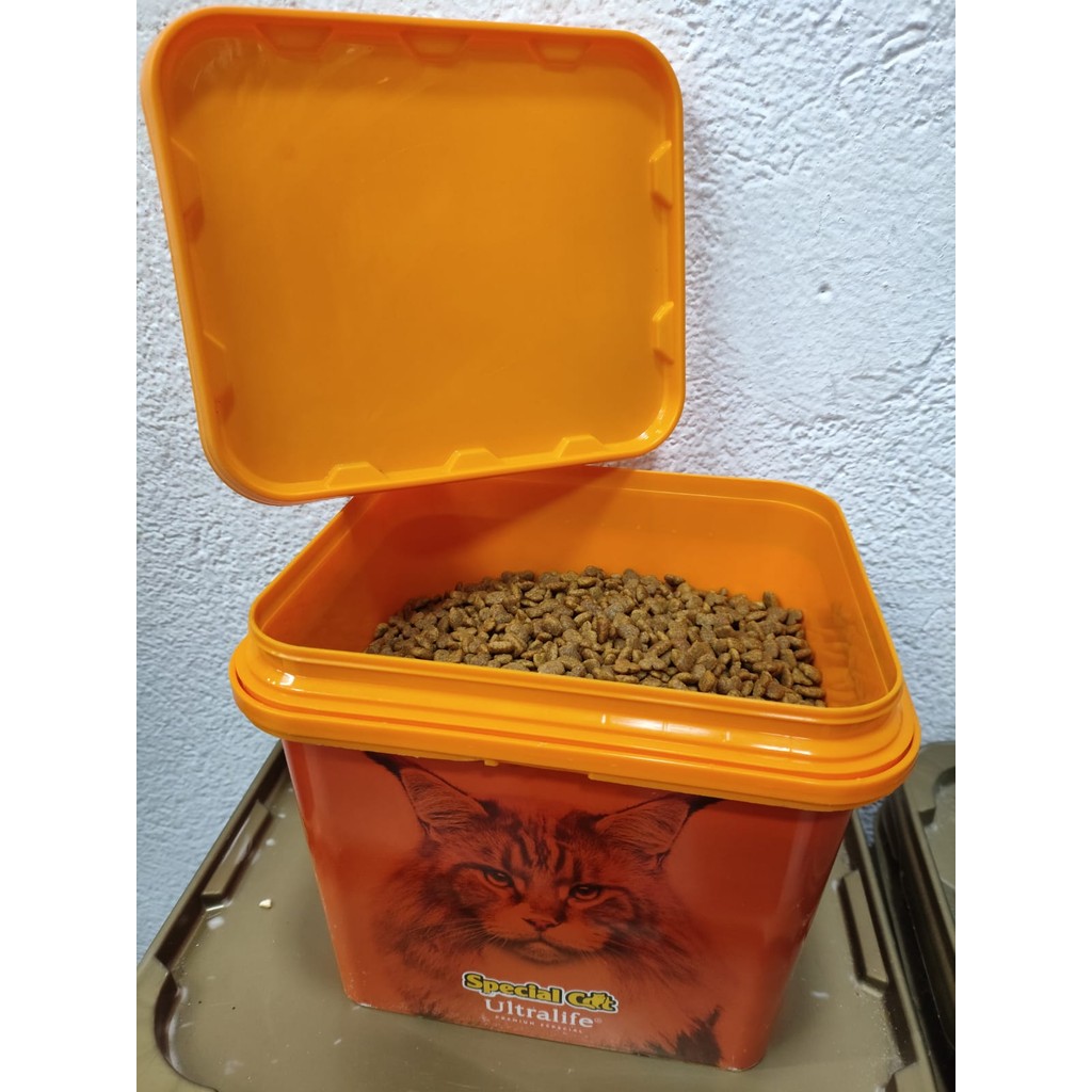 Ração Special Cat Mix de Carne NÃO CASTRADO 1,5Kg Grátis um Lindo Balde