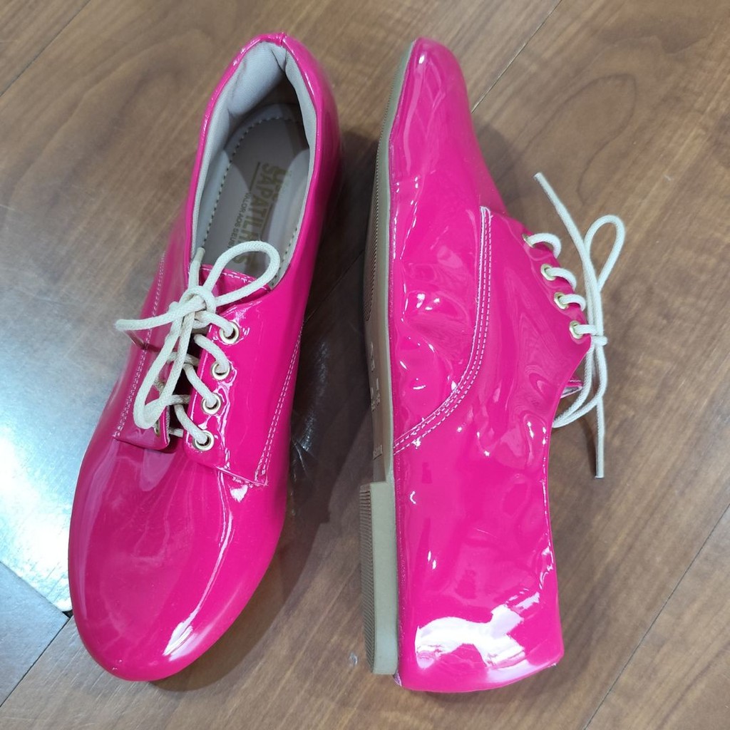 Sapato Oxford bico redondo cor rosa