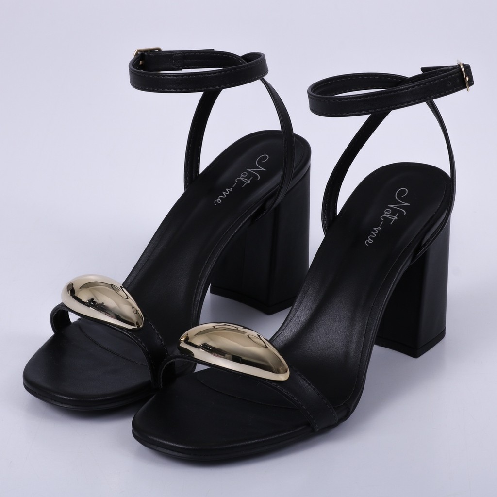 Dallas - Sandália Feminina Not-me Aplicação Salto Grosso