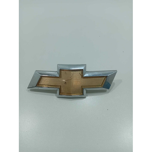 Emblema Grade Dianteira Chevrolet Onix 2013/2020 Original