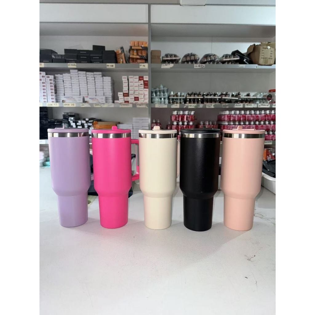 Copo Caneca de1200ML com Canudo de Bico Abre e Fecha em Oferta na Shopee