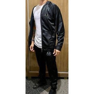 KIT DE 3 PEÇAS JAQUETA+CAMISETA+CALÇA JOGGER SUPER CONFORTAVEL E ESPORTIVO