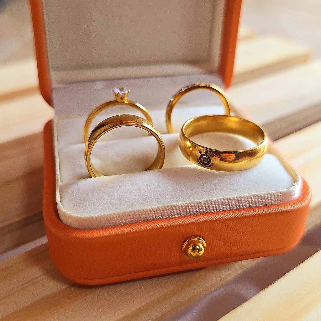 par de aliança casamento 6mm time Corinthians banhada a ouro 18k + Gravação + Aneis (COD-15)