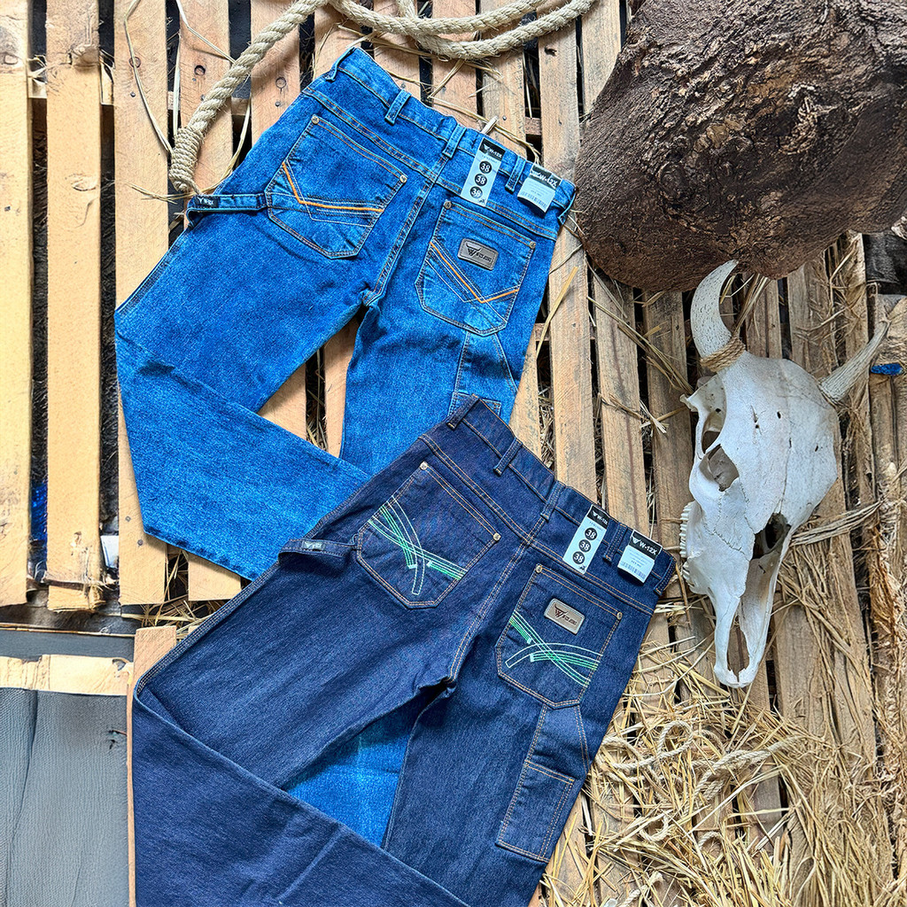 Calça Jeans Plus Size Country Carpinteira Bolso Bordado