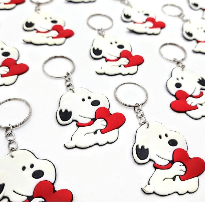 Chaveiro Snoopy Aniversário 10un Lembrancinha  Emborrachado Tema Festa Novidade
