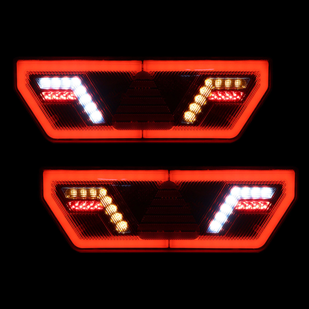 Par Lanterna 2 Unid Lado Direito + 2 Chicotes Led Carreta Pisca Novo