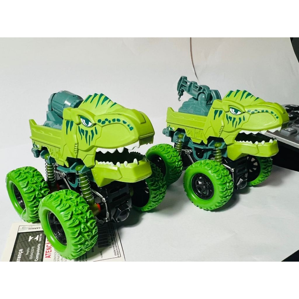 Brinquedo de Carro Monster tubarão /dinousauro com friccao infantil4*4 sem caixa individual