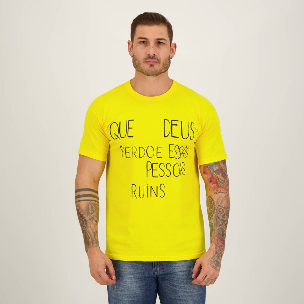 Camiseta Que Deus Perdoe Essas Pessoas Ruins Amarela em Oferta na Shopee