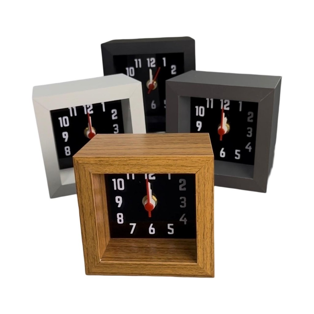 Relógio de Mesa 12x12cm em MDF estilo retrô moderno à pilha Decoração Mesa Escri