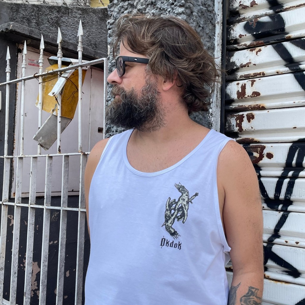 Camiseta Regata Okdok Tatoo Hands Estampada Clássica Confortável