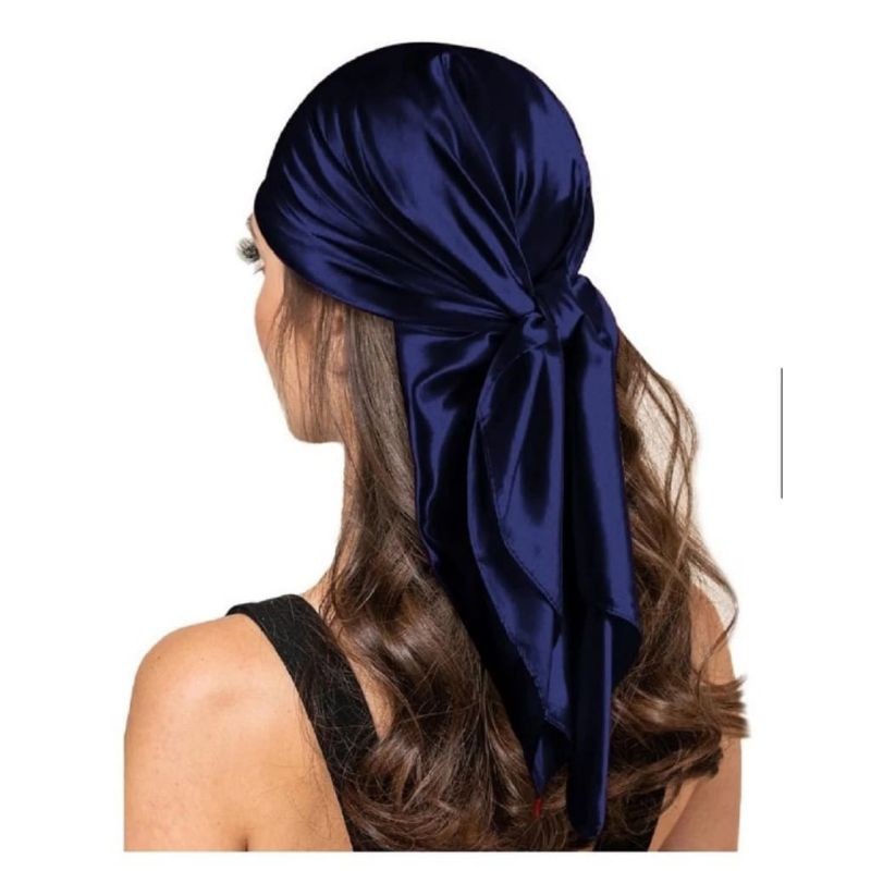 Bandana Cropped 90x90 em cetim – Blusa toma que caia, Lenço de Cabeça, Acessório de Moda, Bandana Nova Tendência