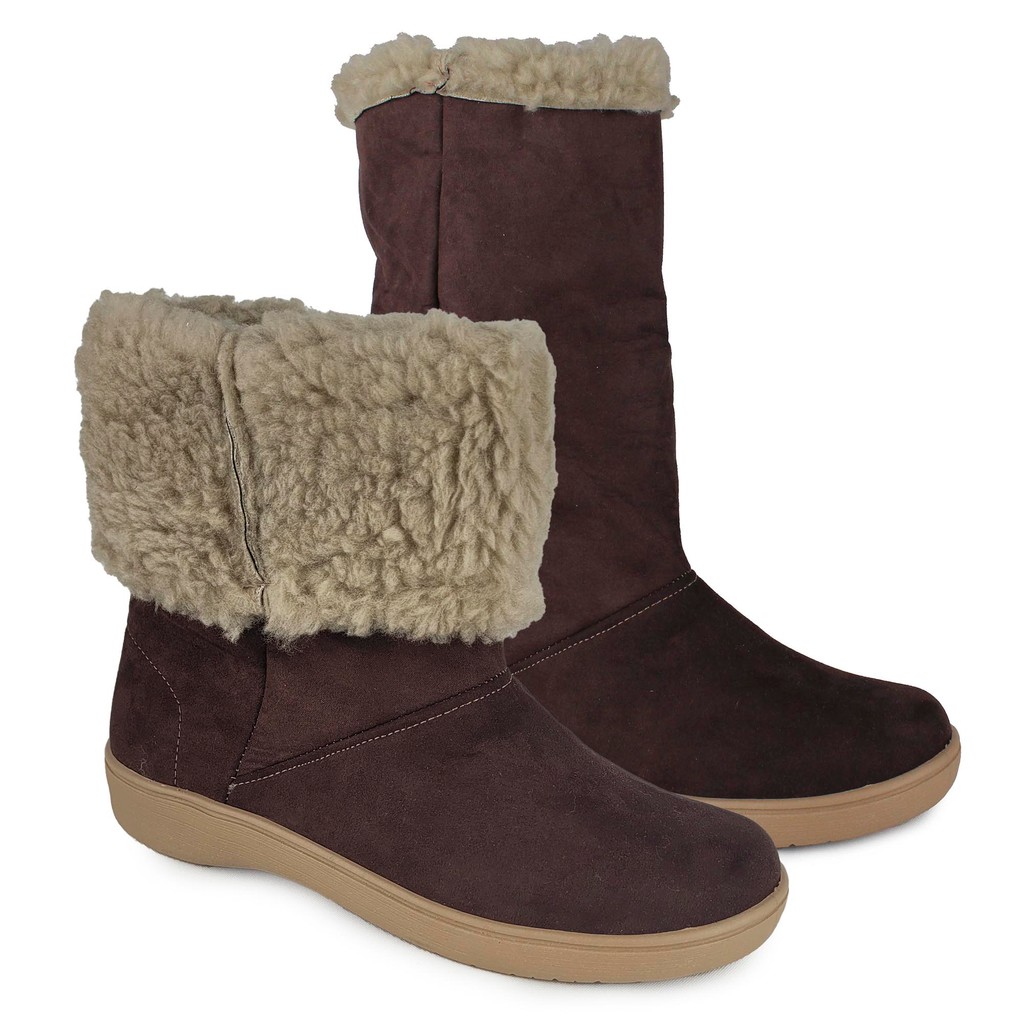 Detalhes do Bota Feminina de Pelo Inverno