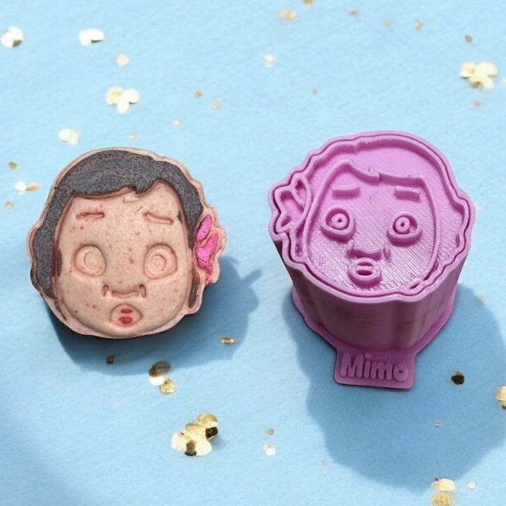 Modelador Ejetor Rosto Moa para Brigadeiro, Doce, Massa e Biscoito