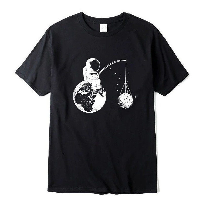 Camisa Camiseta Astronauta Sentado Na Terra Pescando A Lua