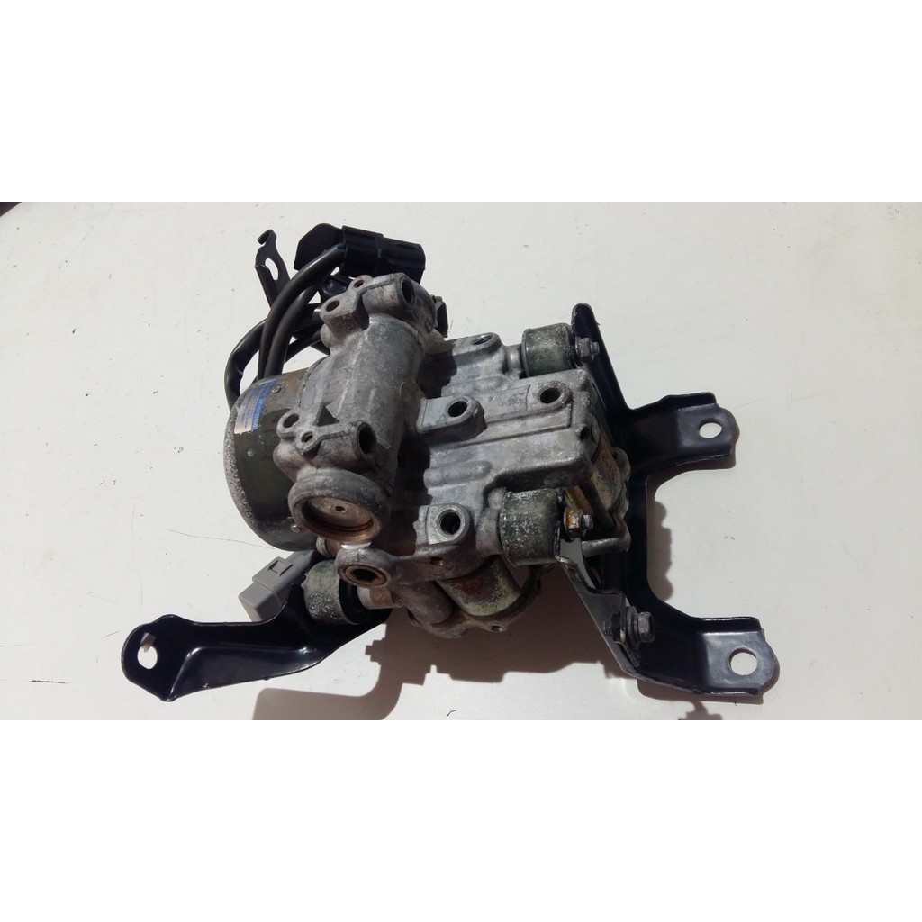 Módulo Central Abs Toyota Camry Dx Le Se Xle Lexus Es 93/96