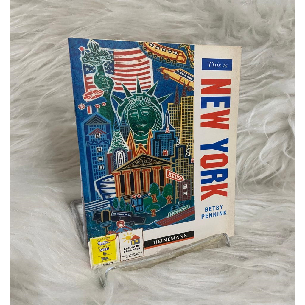 This is New York autor Pennik, Betsy d15b4