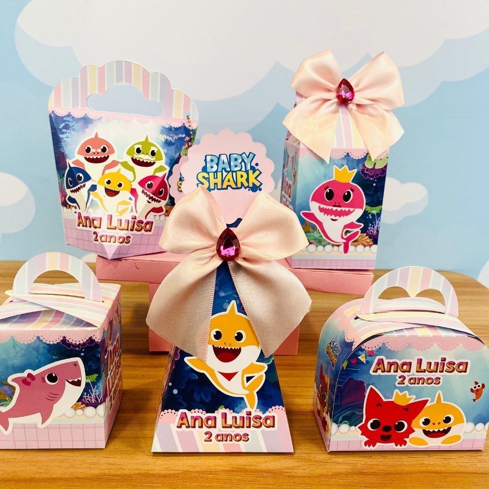 Kit Festa  Personalizados  BABY SHARK ROSA MENINA CUTE | Lembrancinhas | Festa infantil | já vai semi MONTADAS