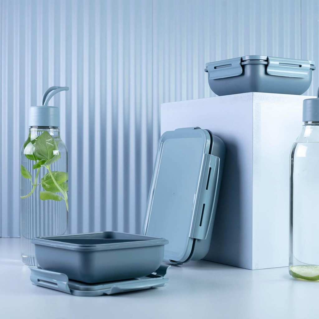 Marmita hermética quadrada bicolor com divisória Ou Linha Marmitou em Oferta na Shopee