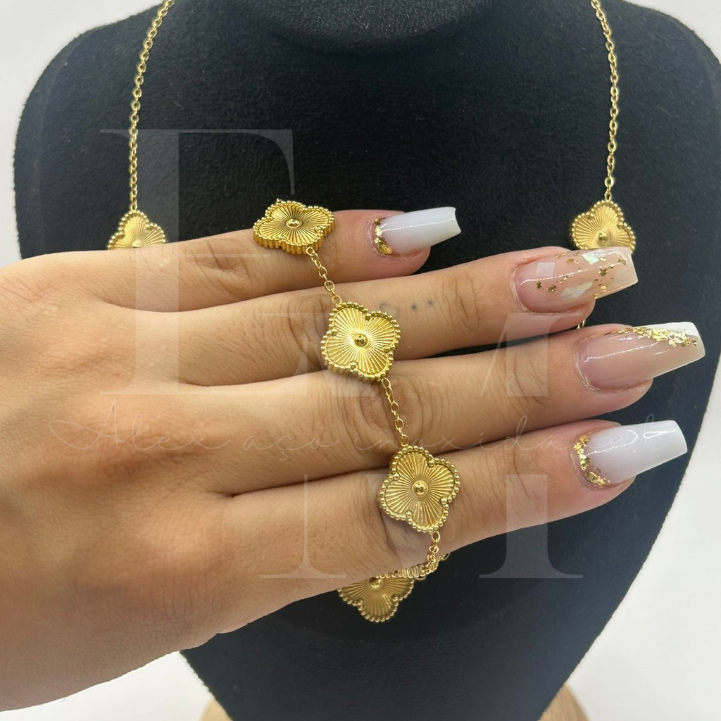 Conjunto Moda FemininoTrevo Dourado /Prata Aço Inoxidavel em Oferta na Shopee