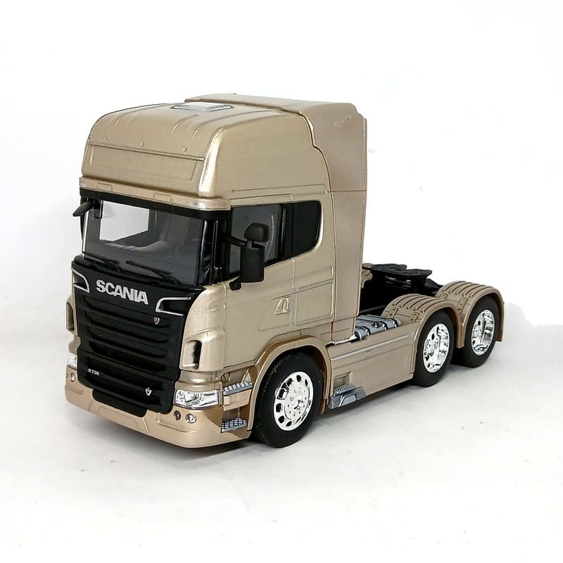 Scania V8 R730 6x4 1:32 Welly Dourado