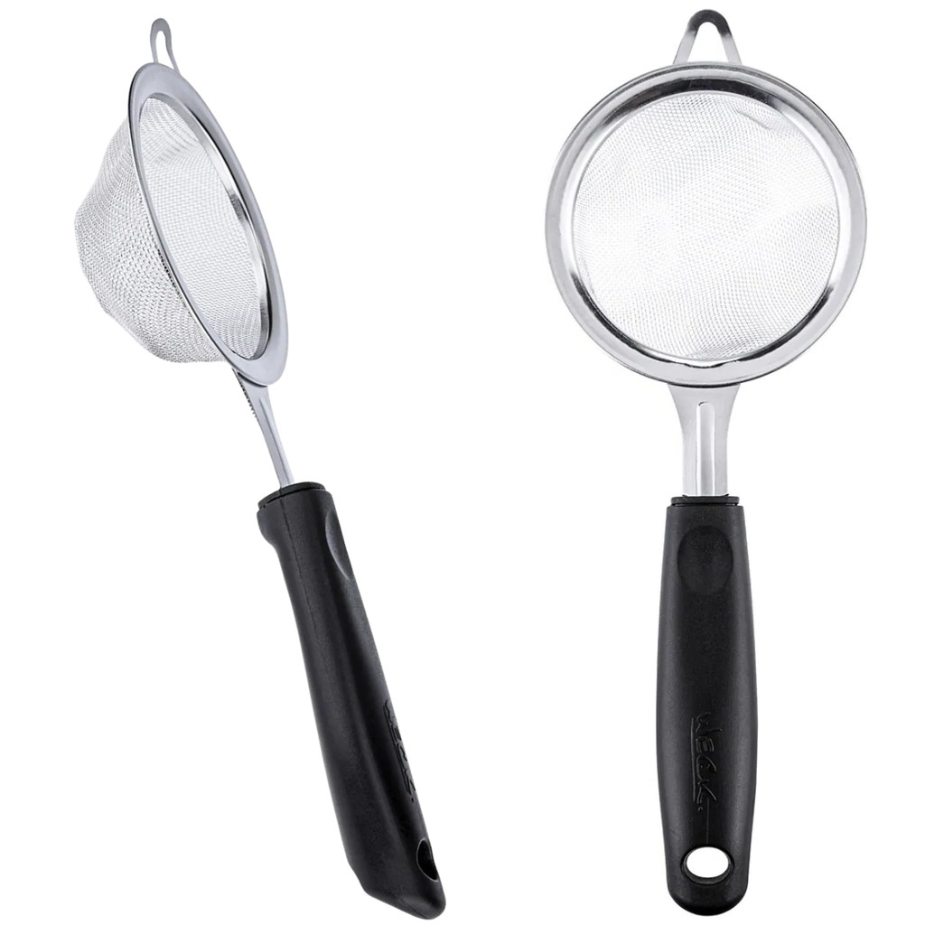 Peneira de Aço Inox com Cabo Preto de Plástico para Filtragem Farinha Chocolate Açúcar - 9cm - Weck