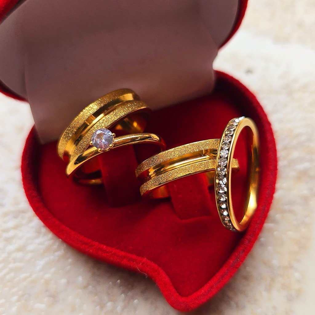 Par de Aliança diamantadas 6mm Banhado a Moeda Antiga + gravação + Aparador + Solitário + caixinha (COD-58)