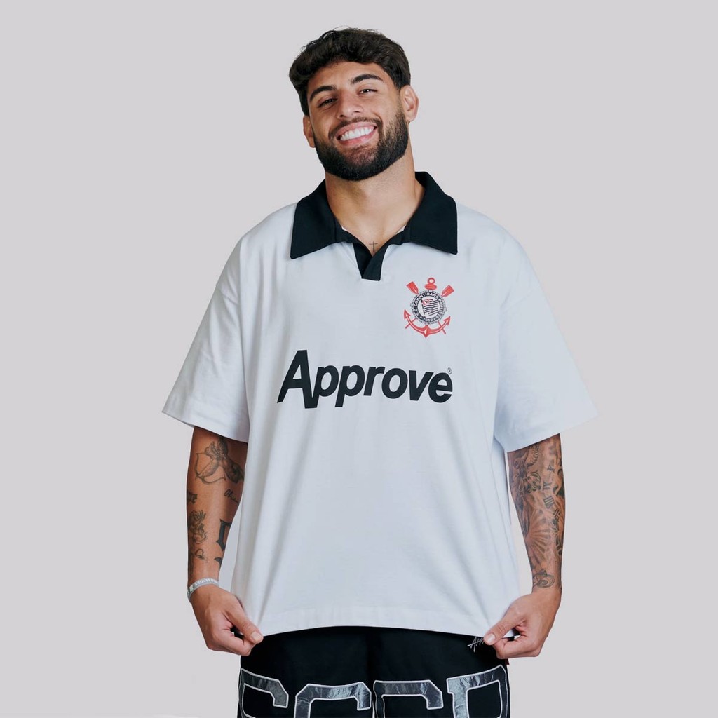 Polo Approve Collab Corinthians Branca em Oferta na Shopee