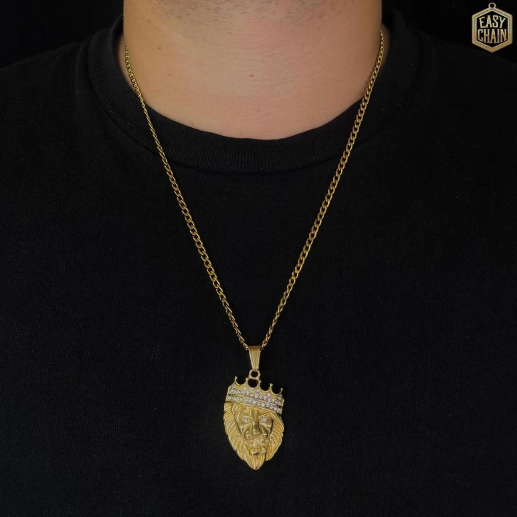 Corrente Groumet Pingente Leão Alto Relevo Cravejado Banhados a ouro 18k Cordão Groumet Masculina Leão Alto Relevo