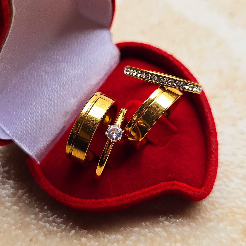 Par de Aliança 6mm Banhado a Moeda Antiga + gravação + Aparador + Solitário + caixinha (COD-200)