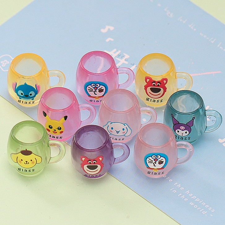10 Pçs Em Miniatura Dos Desenhos Animados Copo De Água Simulação Caneca DIY Resina Luminosa Modelo Casa Boneca Acessório