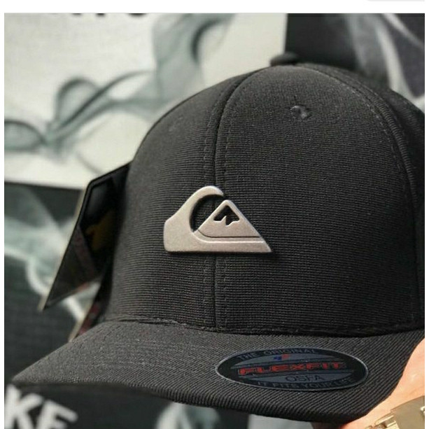 Boné Masculino Quiksilver Flexfit Fechado Aba Curva Logo Preto Plate Silver Unissex Alta Qualidade Envio Imediato