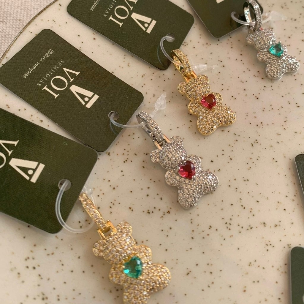 Pingente Cravejado Ursinho a ouro 18k e Prata 925 em Oferta na Shopee